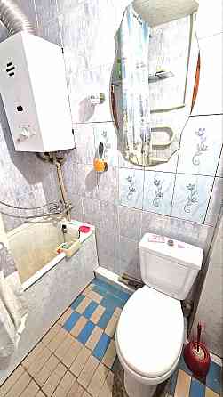 1-но комн. в жилом состоянии. Калининский рынок, б. Шевченко. Документы готовы. Донецк