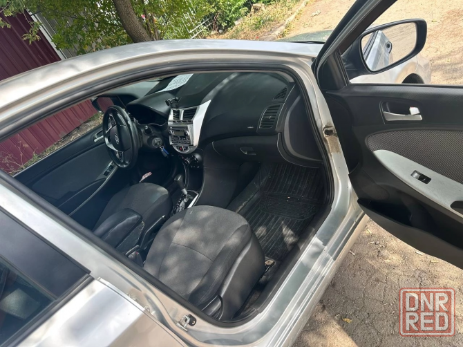 Продам Hyundai Solaris Донецк - изображение 4