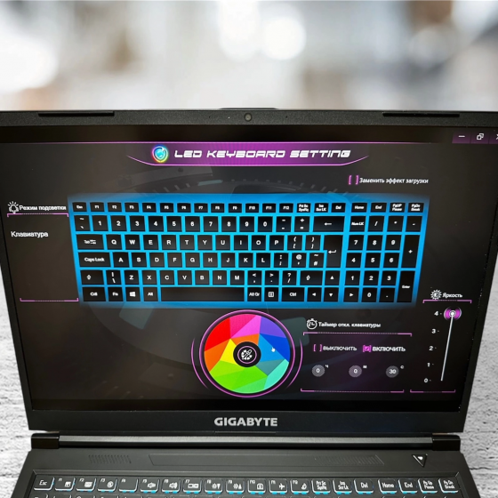 Новый Gigabite G6 16.1/165грц/1TB/i7/ все на мах Донецк