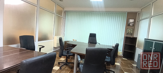 Сдам офис 350 м² Ленинский р-н. Отдельностоящее здание. Ремонт Мебель Автономное отопление. Парковка Донецк - изображение 3