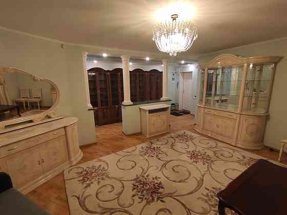 2-к. квартира, 74 м², 1/9 эт. Донецк