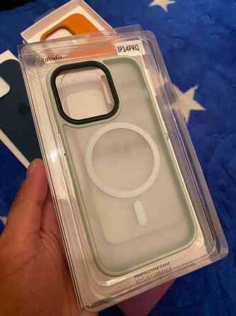 Чехлы на iPhone 14 Pro Донецк