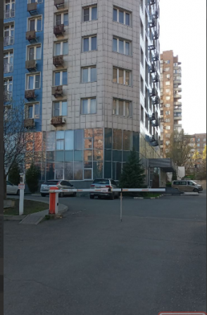 Машиноместо в Ворошиловском р-не. в ДИСКе Донецк