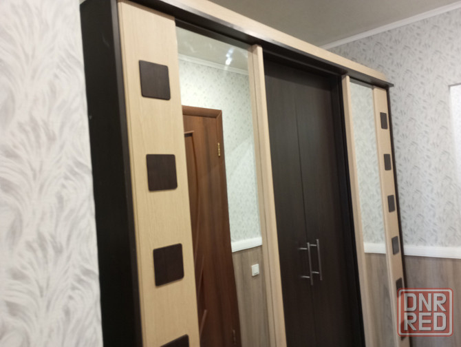 сдам 3х комн квартиру в кировском р-не, микр. голубые, евро, мебель. техника Донецк - изображение 1