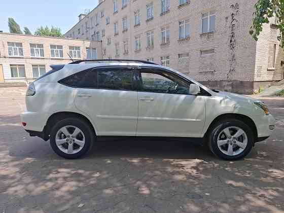Продам семейный автомобиль Донецк