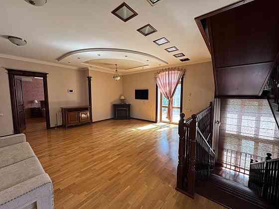 Просторный дом 600 м² жк «Липки». Первая линия, выход к воде. Донецк