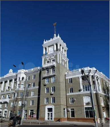 Продажа трехкомнатной квартиры Мариуполь