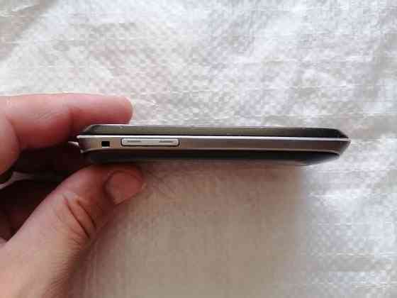 Мобильный телефон Samsung mini GT - S5570. Стаханов