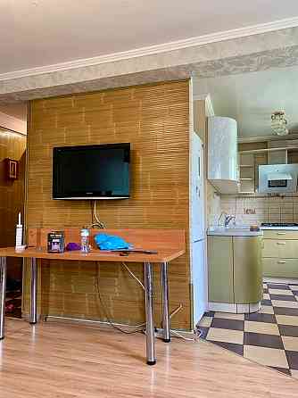 Продам 2 комнатную квартиру в центре Донецка Донецк