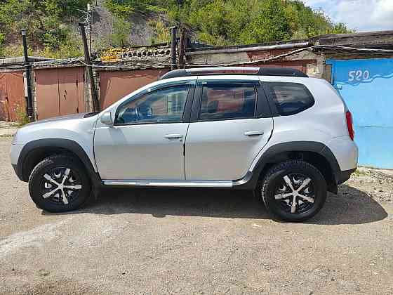 Renault Duster 1.6 мт 2012 год Донецк