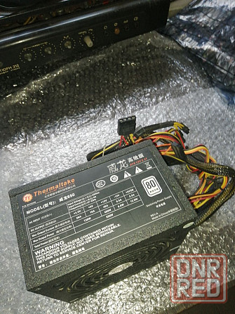 Блок питания Thermaltake 650W Горловка - изображение 1