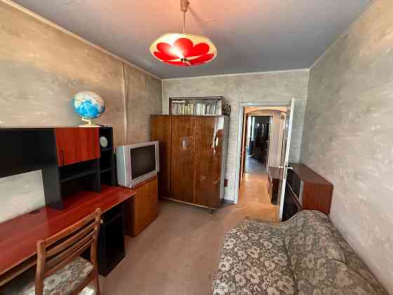 Продам 3-х ком. кв., газ. автономка, 2/9 эт., 65 м.кв. - Макеевка, м-н Солнечный Макеевка