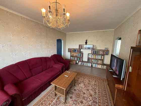 Продам 3-х ком. кв., газ. автономка, 2/9 эт., 65 м.кв. - Макеевка, м-н Солнечный Макеевка