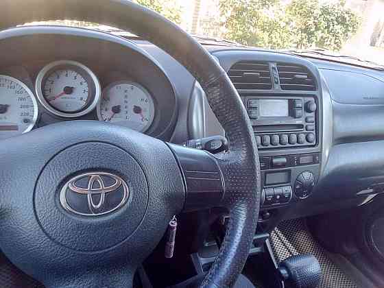 Продам Toyota RAV-4 Луганск