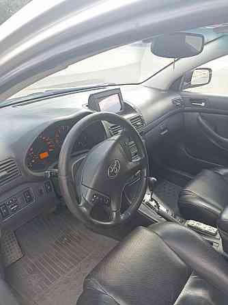 Продам Toyota Avensis 2,4 автомат в кузове универсал 2004 г.в. Донецк