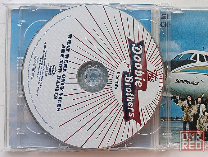 Фирменные CD: Doobie Brothers (1973 и 1974) The Captain And Me/ What Were Once Vices Are Now Habits Макеевка - изображение 4