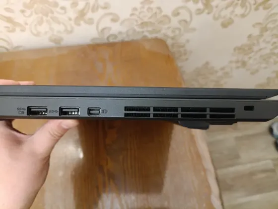 Lenovo ThinkPad T560 (i5-6200U, Full HD, 8Gb DDR3, SSD 240Gb, две батареи) Макеевка