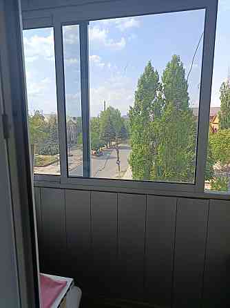 Продам 1 комнатную квартиру Зугрэс