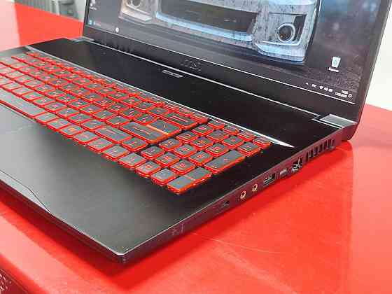 Большой игровой msi thin 17.3 ips 144 / Core i5/16gb/ssd512+hdd500/gtx1650 Донецк