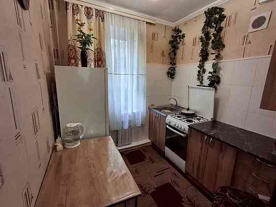 2 комн квартира, ул. Листопрокатчиков Донецк