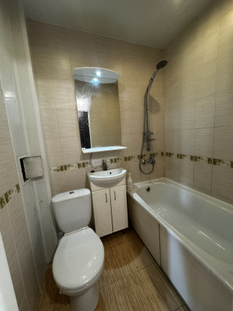 Продажа 2-комнатной квартиры 4/4, в г. Макеевка, 92-х кв Макеевка