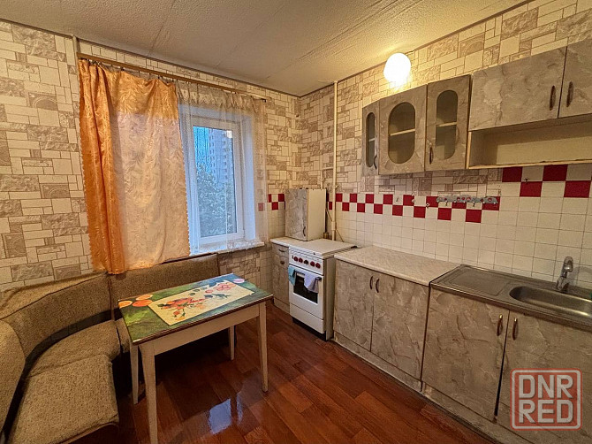 Продам 2 комн. кв., 2/9 эт., 49 кв.м. - Макеевка, мкрн. Солнечный (верхний) Макеевка - изображение 1