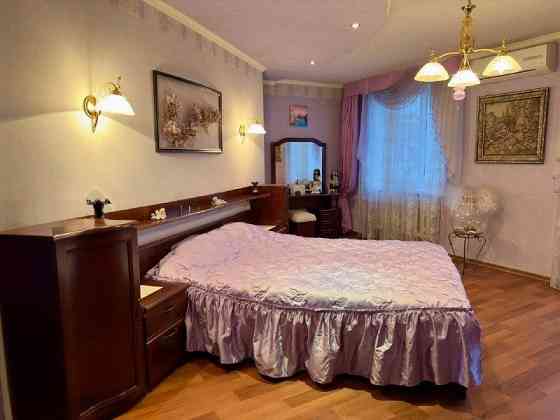 5ти комнатная квартира,119м,кв,бул.Школьный, Ворошиловский р-н Донецк