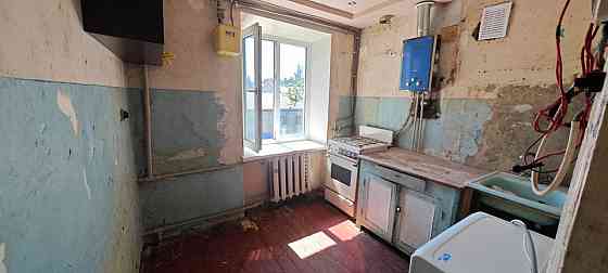 Продам 2-х комн. квартиру в г. Харцызске, центр, район 2-й школы Харцызск