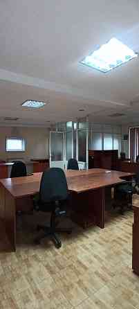 Сдам отдельностоящее офисное здание. Кабинетная система. Мебель. Ремонт. Парковка. Донецк