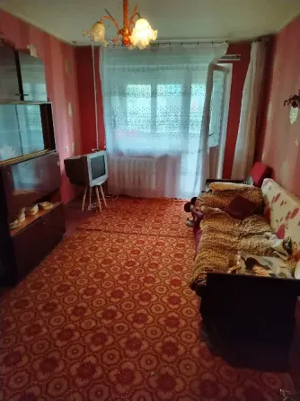 Продам 2 х ком квартиру Донецк