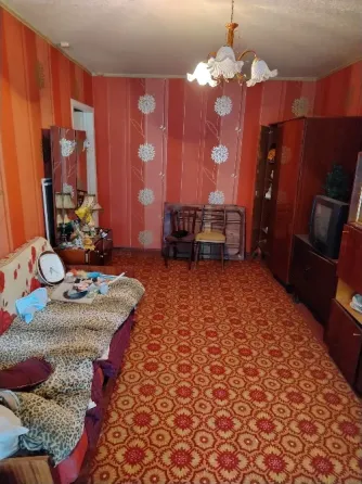 Продам 2 х ком квартиру Донецк