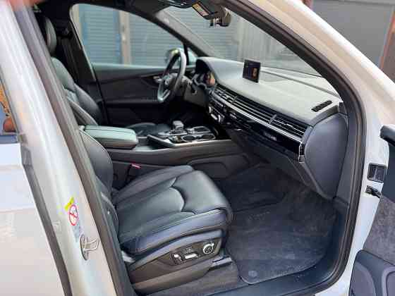 AUDI Q7 дилерская 1 хозяин Донецк