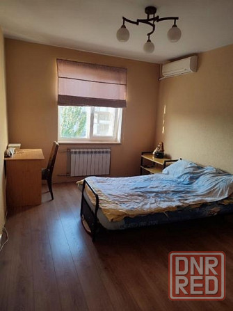 Продаётся трёхкомнатная квартира в Ленинском районе, ул.Куприна, дк им. 21 съезда Донецк - изображение 4