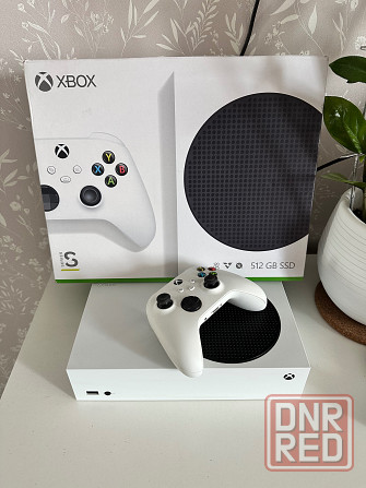 Игровая приставка microsoft xbox series s 512 гб Донецк - изображение 1