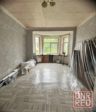 Продажа 1 комн. квартиры, 18 линия, ул. Орджоникидзе, ориентир «Дом со львами» Макеевка - изображение 1