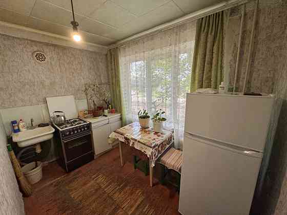 2-к. квартира 42 м² по адресу - г. Ясиноватая, мкр. Зорька, 1/5 эт. Ясиноватая