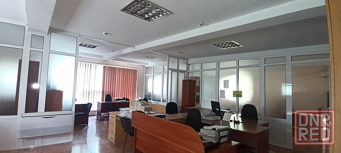Сдам отдельностоящее офисное здание 340 м². Мебель. Ремонт. Автономное отопление. Парковка. Донецк - изображение 4