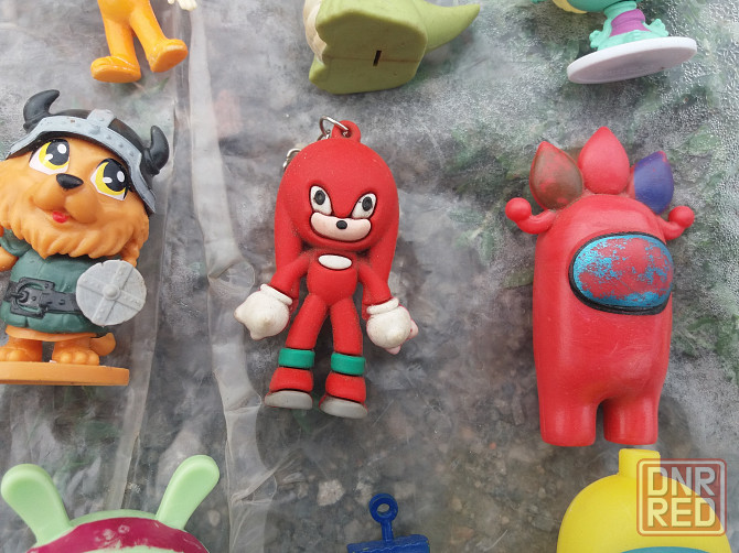продам игрушки фигурки брелки Донецк - изображение 4