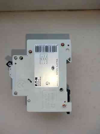Продам автоматический выключатель Eaton PL6-C40/3, 3p, 40A, 6kA Донецк