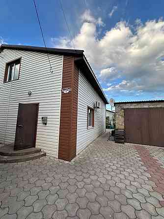 продаю , 2 х этажный дом ( 200м² ) в самом центре города Мариуполя цена: 10.6 млн. рублей Мариуполь