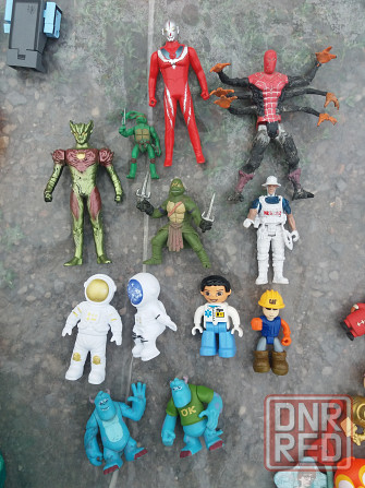 Продам игрушки фигурки Донецк - изображение 1