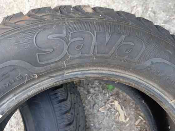 Новая шина шипованная 215/65 R16 Донецк