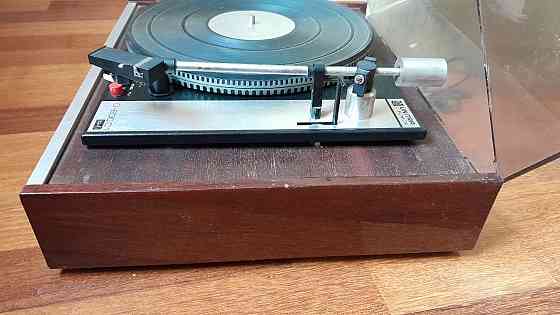 виниловый проигрыватель Донецк