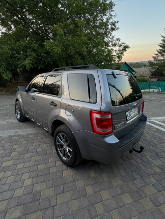 Ford Escape гибрид Макеевка