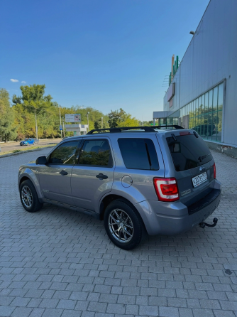 Ford Escape гибрид Макеевка