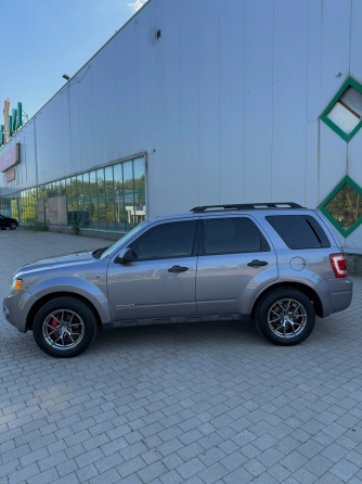 Ford Escape гибрид Макеевка