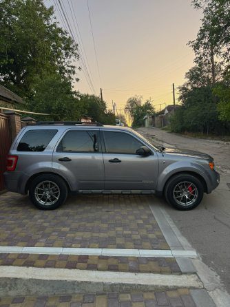 Ford Escape гибрид Макеевка