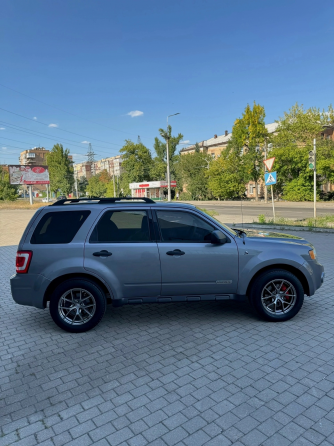 Ford Escape гибрид Макеевка