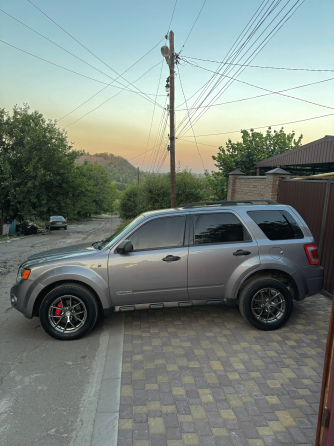 Ford Escape гибрид Макеевка
