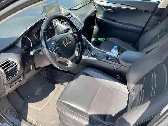 Lexus NX200 Официальный Краснодарский Весь в родной краске Донецк